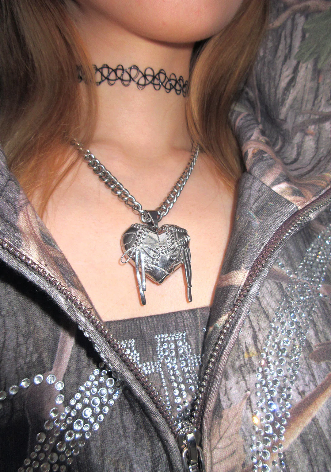 BITTERSWEET HEART PENDANT CHAIN 10MM - Image 3