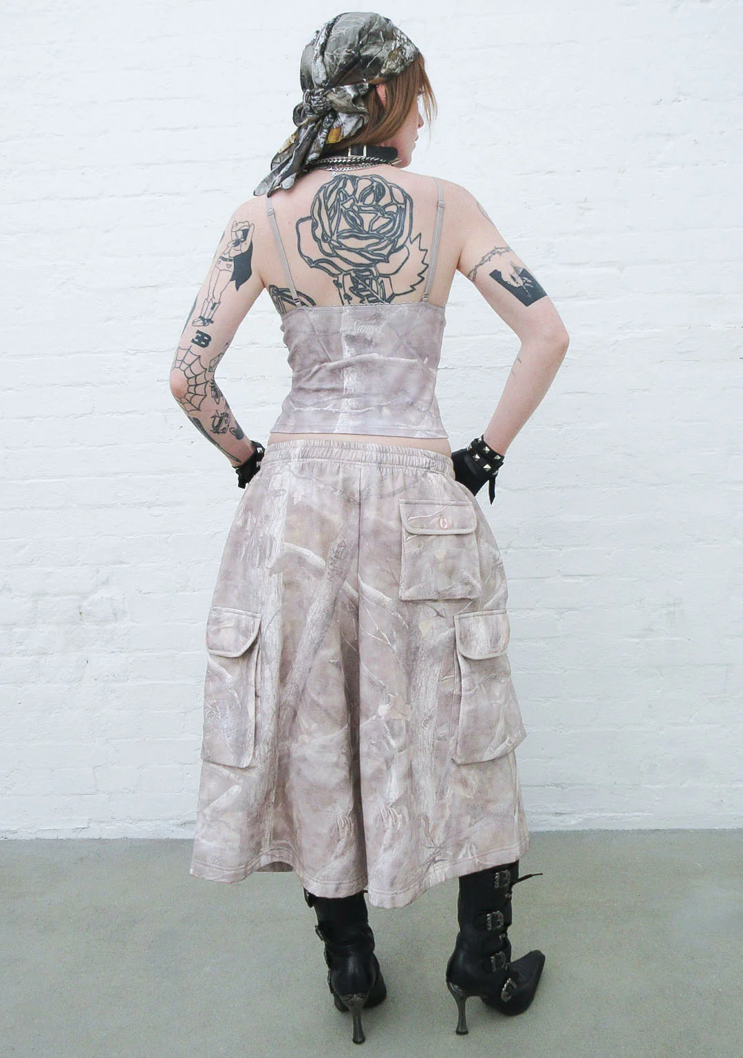 COMMAND OVERSIZED CARGO SWEATSHORTS WASHED TREE CAMO - Image 6