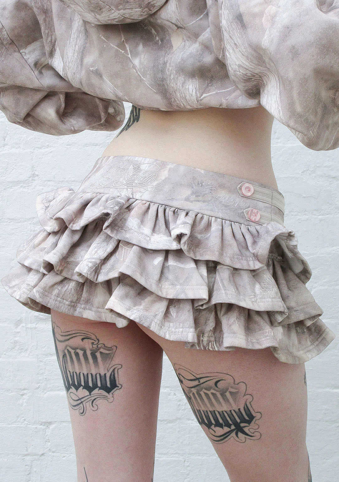 COMMAND RUFFLE MICRO SKIRT WASHED TREE CAMO - Image 3