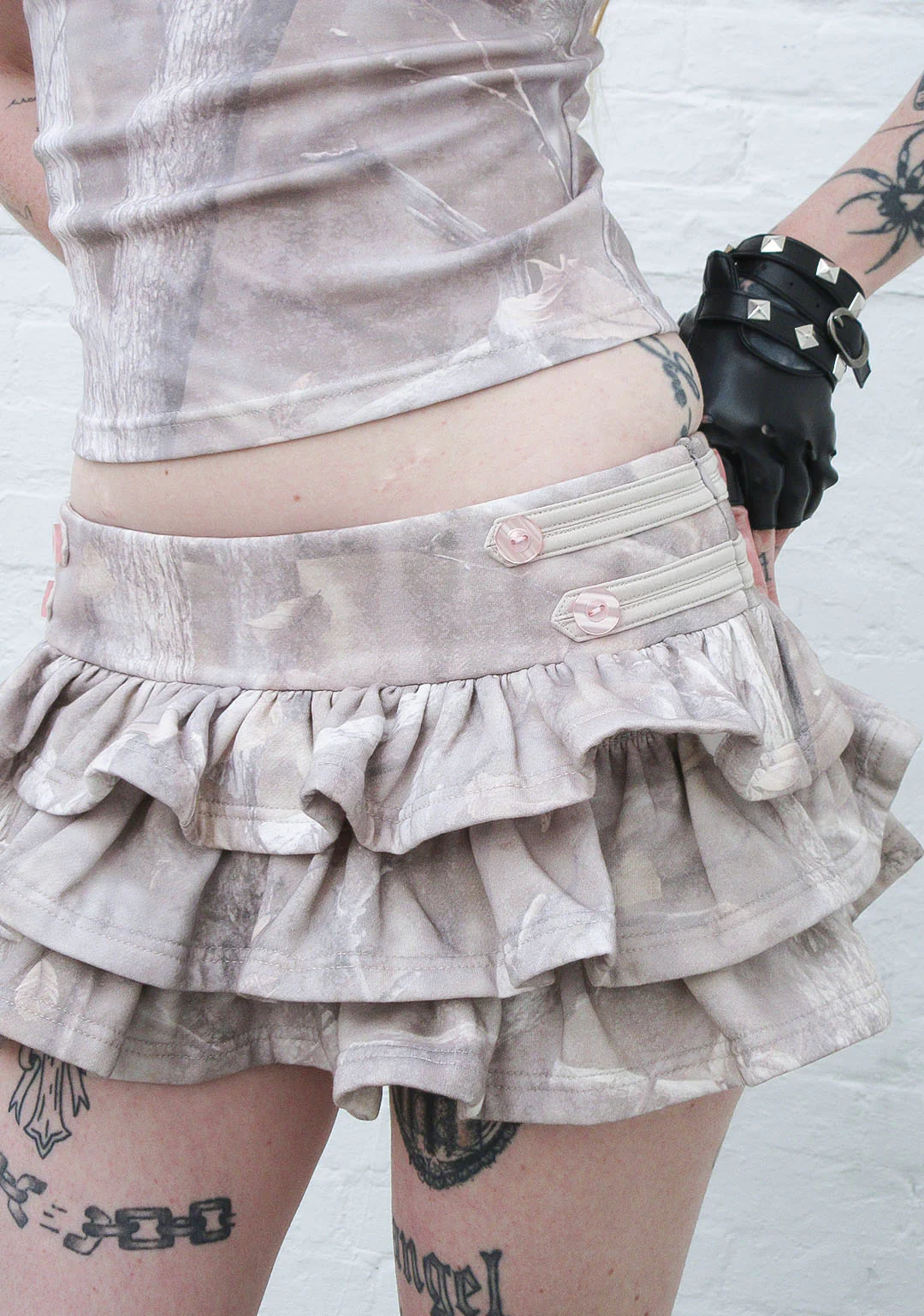 COMMAND RUFFLE MICRO SKIRT WASHED TREE CAMO - Image 5