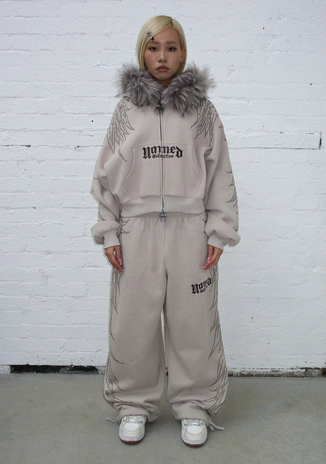 FALLEN STUDDED OVERSIZED SWEATPANTS BONE - Image 3
