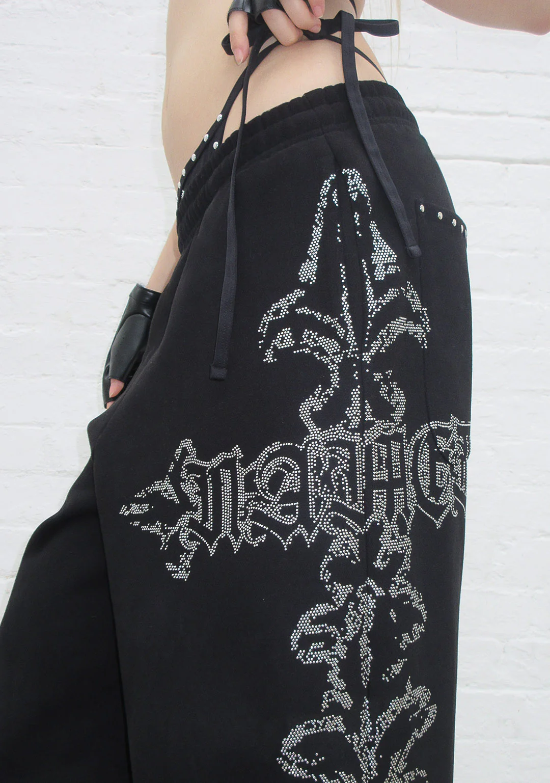 FERAL STUDDED OVERSIZED SWEATPANTS BLACK - Image 7